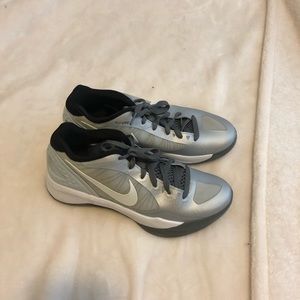 nike volleyball shoes